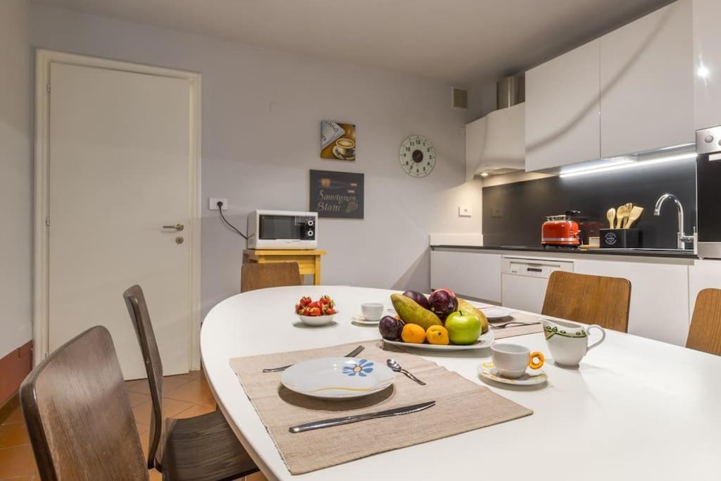 Apartamento Residenza Angels @Piazzadelleerbe Verona Exterior foto