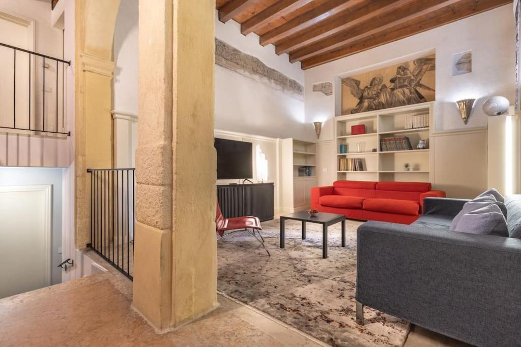 Apartamento Residenza Angels @Piazzadelleerbe Verona Exterior foto