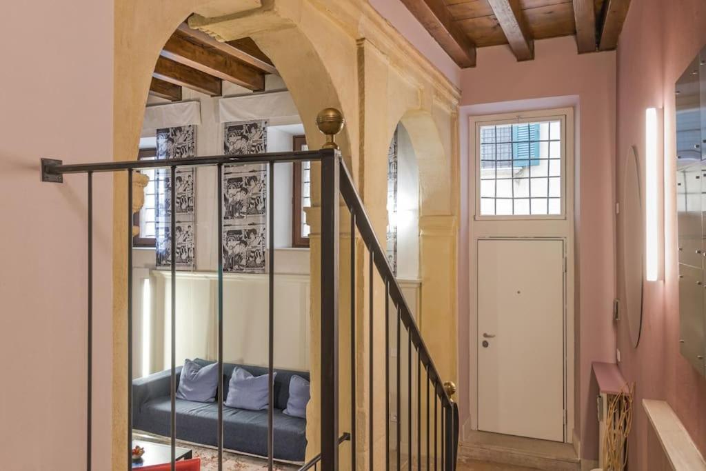 Apartamento Residenza Angels @Piazzadelleerbe Verona Exterior foto