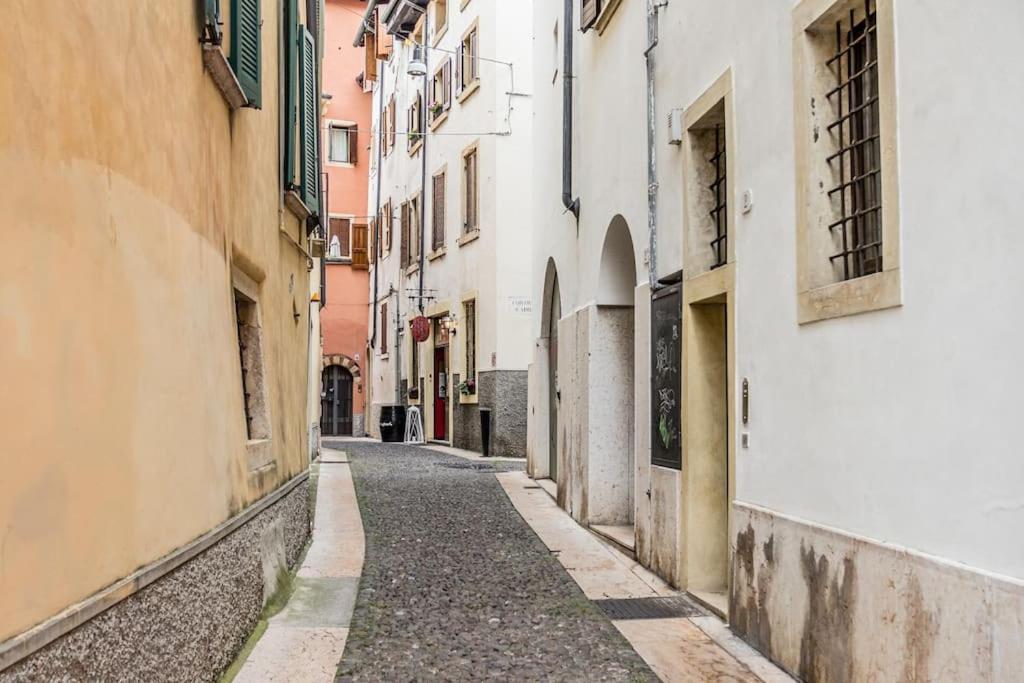 Apartamento Residenza Angels @Piazzadelleerbe Verona Exterior foto