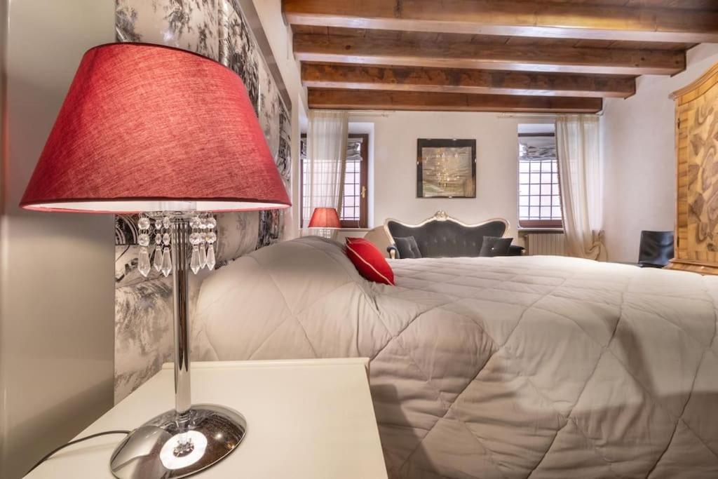 Apartamento Residenza Angels @Piazzadelleerbe Verona Exterior foto